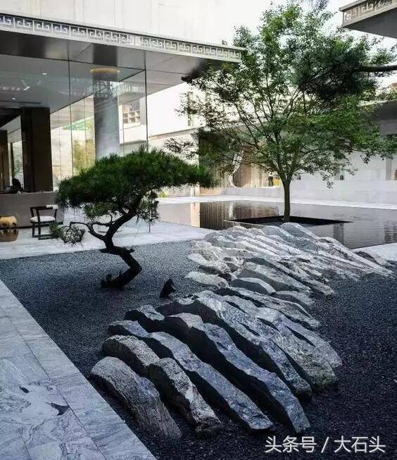 中式庭院景觀(guān)的細(xì)節(jié)之美 一草一木皆成畫(huà)境